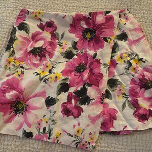 The A&F Scarlett Linen-Blend Wrap Mini Skort